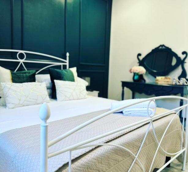 Bed and Breakfast Le Case Col Sole Da Silvia Interno 1