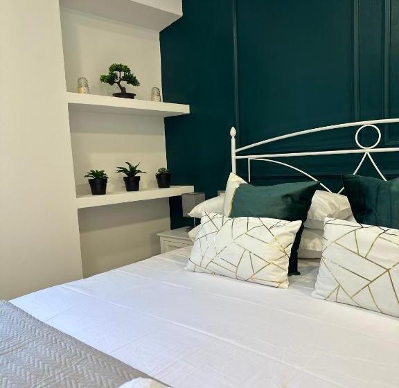 Bed and Breakfast Le Case Col Sole Da Silvia Interno 1