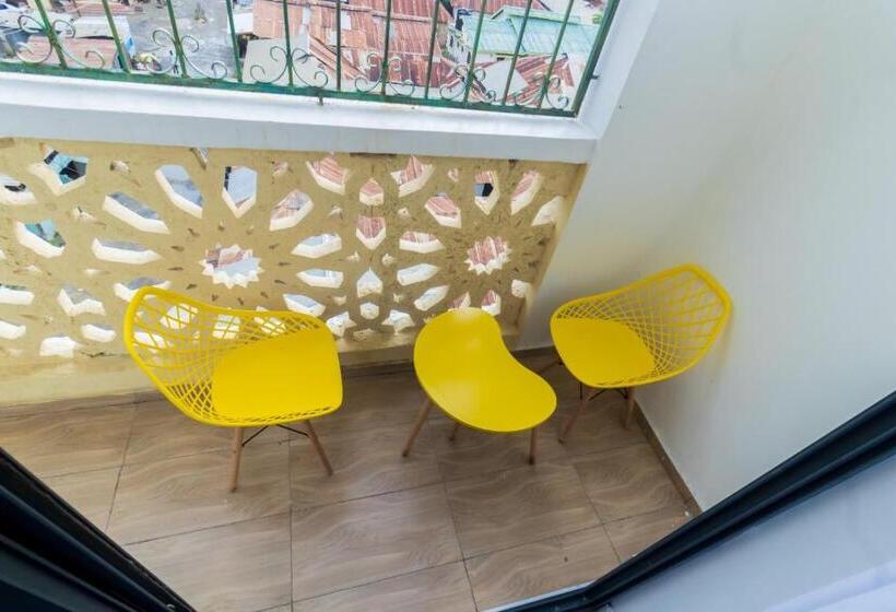 تختخواب و صبحانه Classic One Bedroom In Bamburi Mwembeni