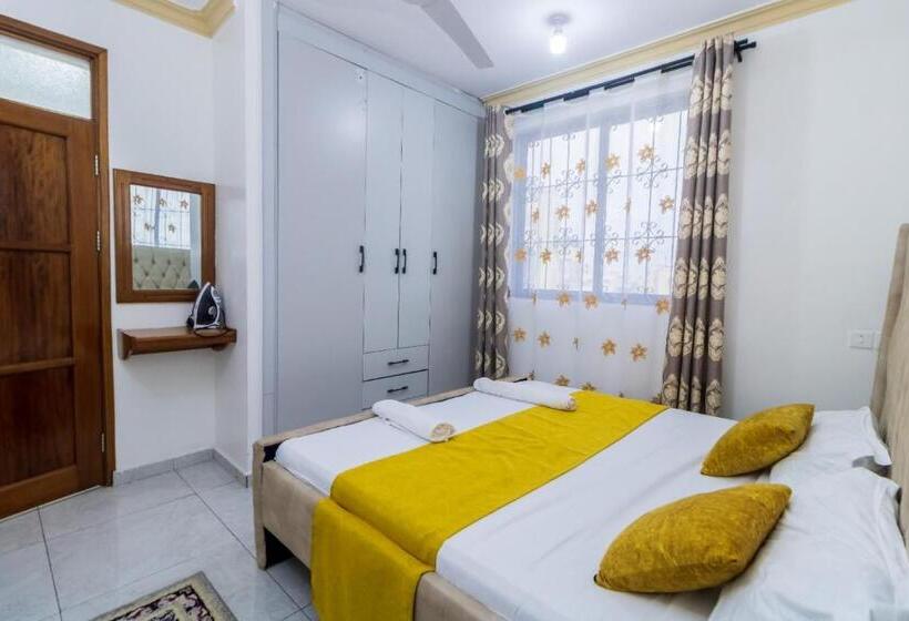 تختخواب و صبحانه Classic One Bedroom In Bamburi Mwembeni