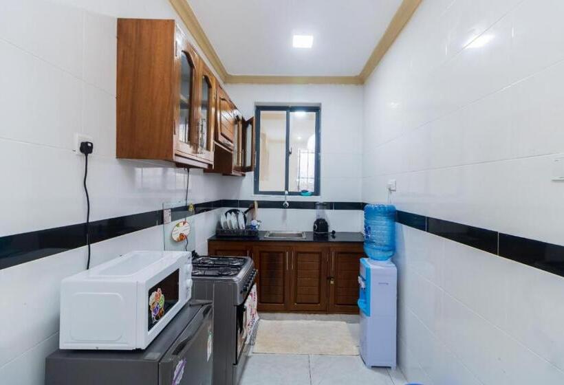 تختخواب و صبحانه Classic One Bedroom In Bamburi Mwembeni