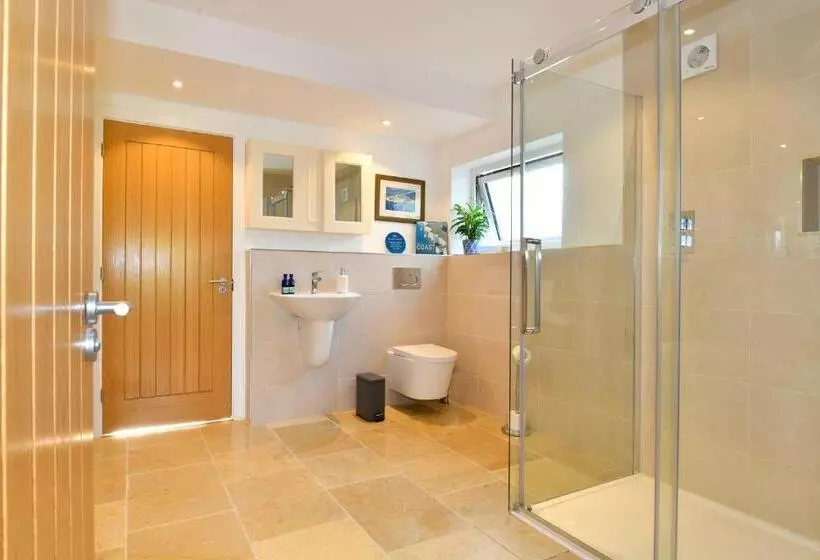 Bed and Breakfast Water Edge