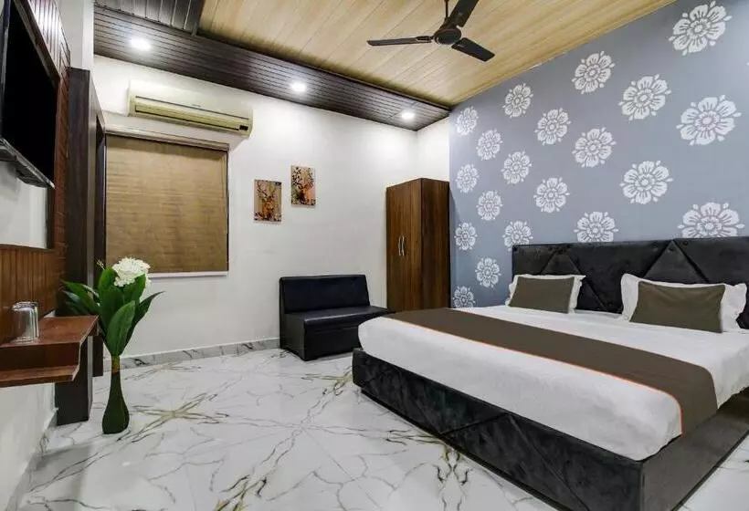 Collection O Hotel Sawariya Regency