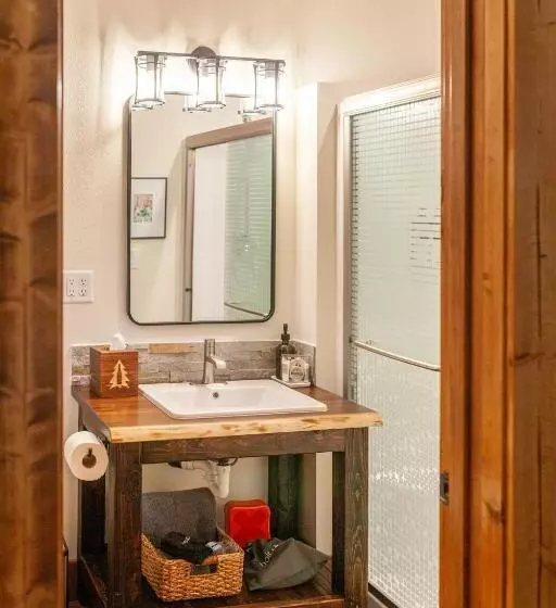 Hotelli Backwoods Cabins