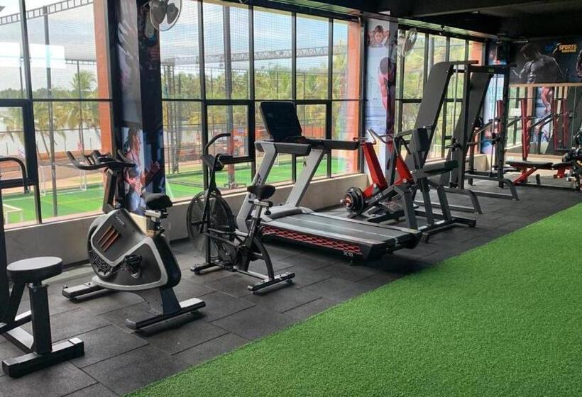 בית מלון כפרי Cap Sports Center