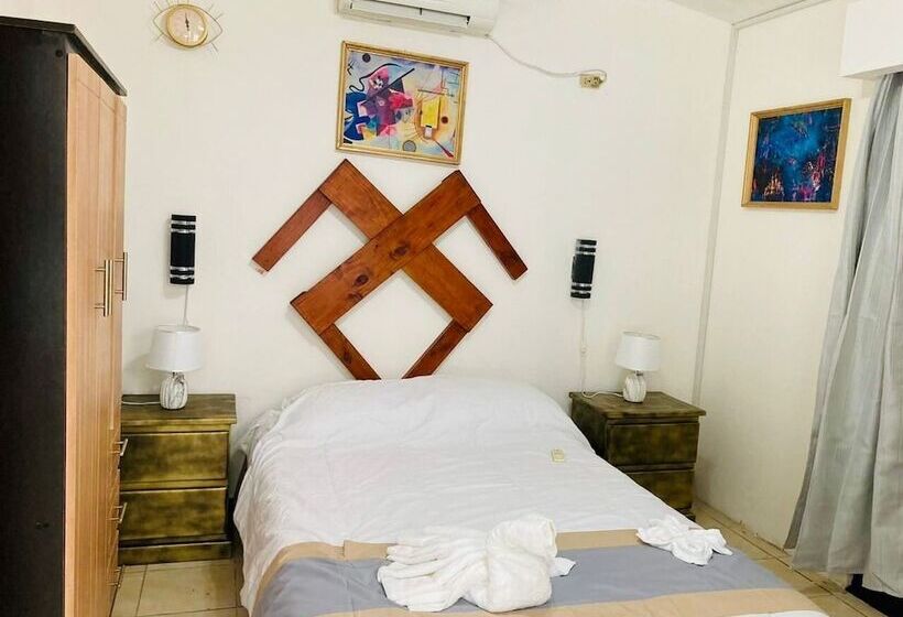 호텔 Manuel Antonio Hostel