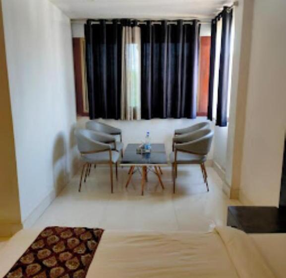 בית מלון כפרי Nishant Inn   Chhattisgarh