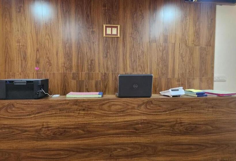 בית מלון כפרי Sviksha Inn Ooty