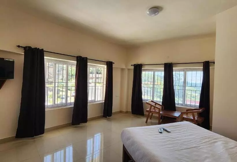 ホテル Sviksha Inn Ooty