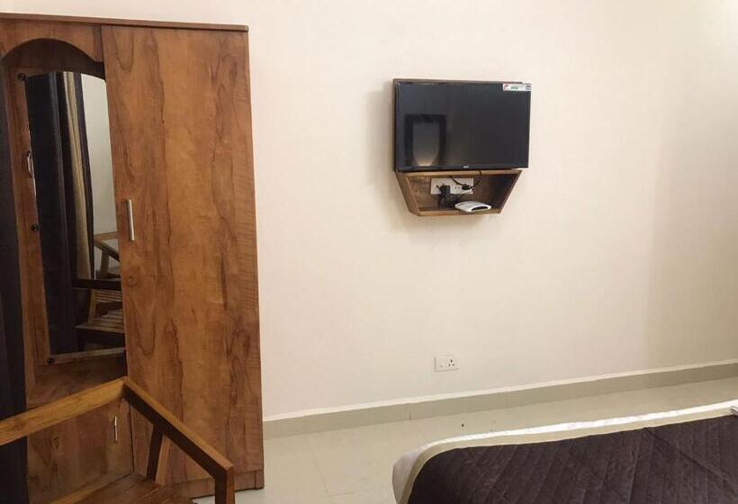 בית מלון כפרי Sviksha Inn Ooty