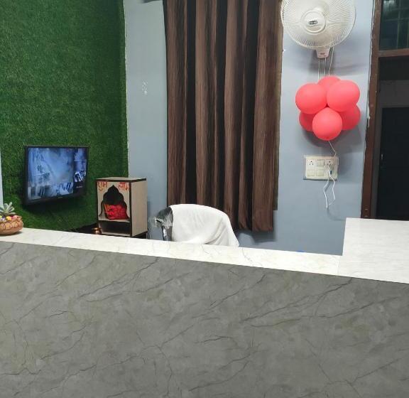 בית מלון כפרי Grand Aana Inn