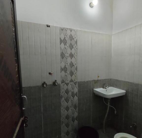 בית מלון כפרי Grand Aana Inn