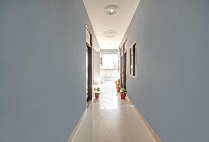 בית מלון כפרי Grand Aana Inn