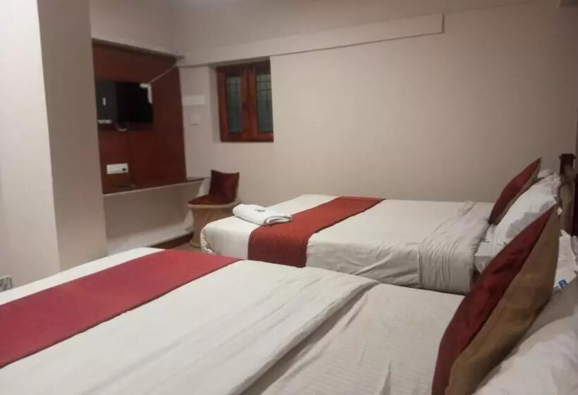 Hotelli Vel Residency