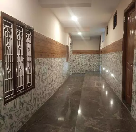 Hotelli Vel Residency