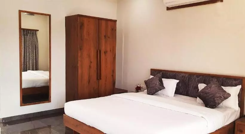 Hotelli Vel Residency