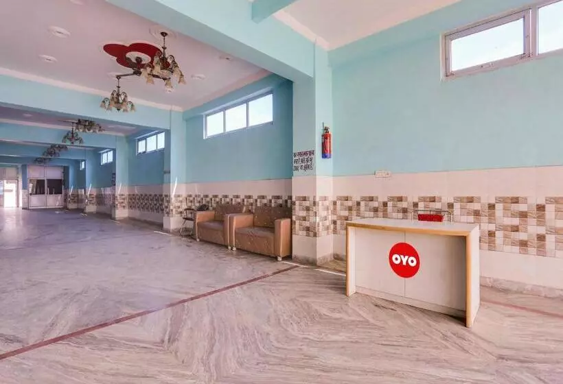Oyo Flagship Radhe Radhe Hotels