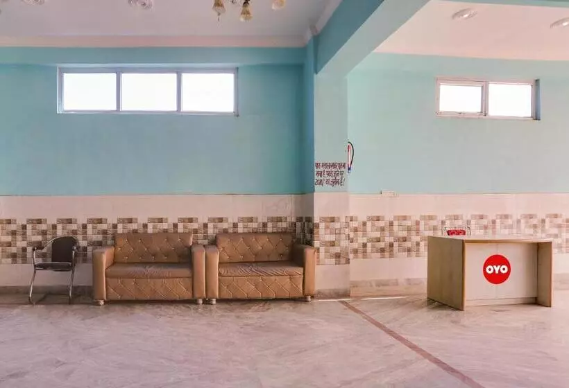 Oyo Flagship Radhe Radhe Hotels