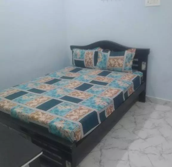 Oyo Hotel Vgs Lodge
