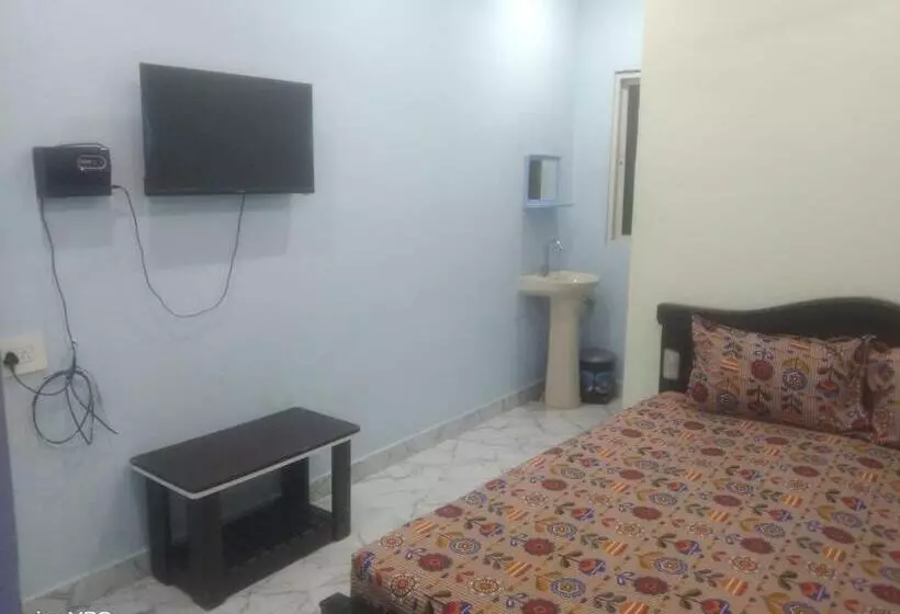 Oyo Hotel Vgs Lodge