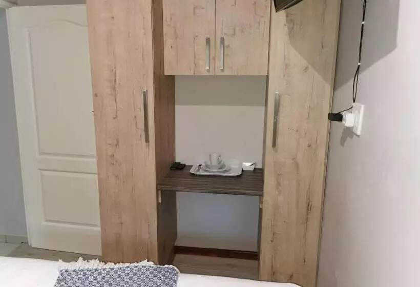 Majatalo 18onkuruman