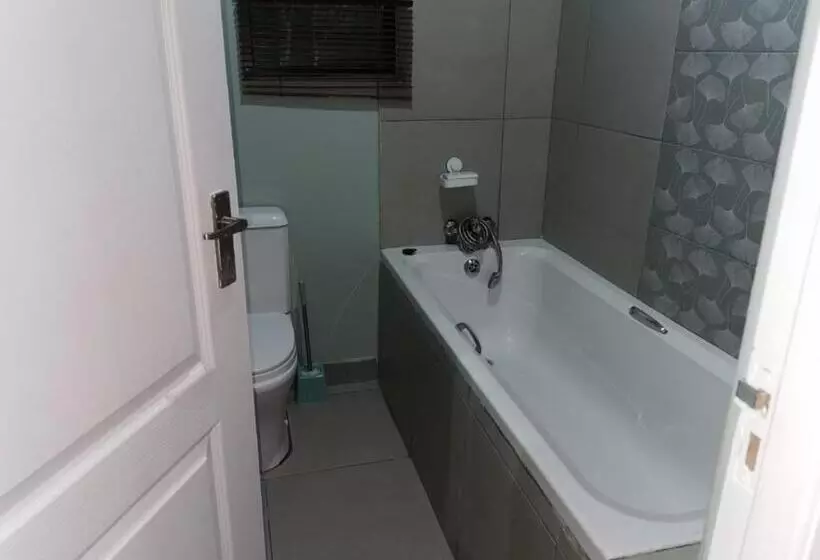 Majatalo 18onkuruman