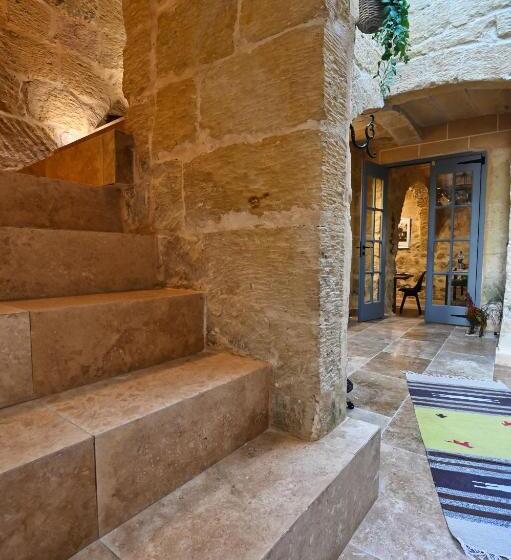 پانسیون Il Luzzu   More Room For You!