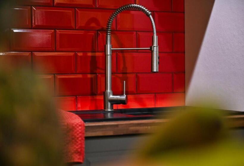 پانسیون Il Luzzu   More Room For You!