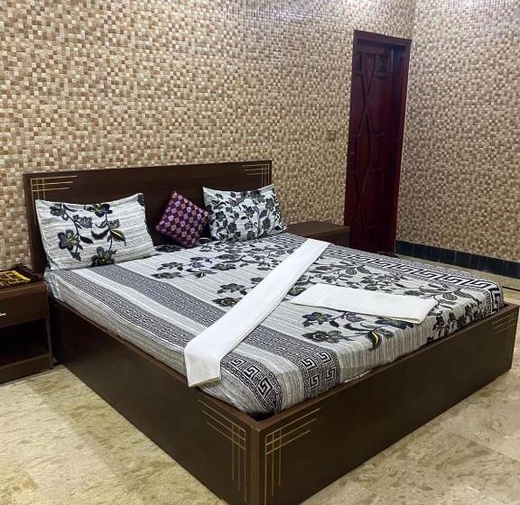 پانسیون Jinnah Inn Guest House