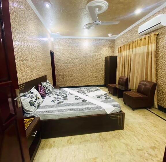 پانسیون Jinnah Inn Guest House