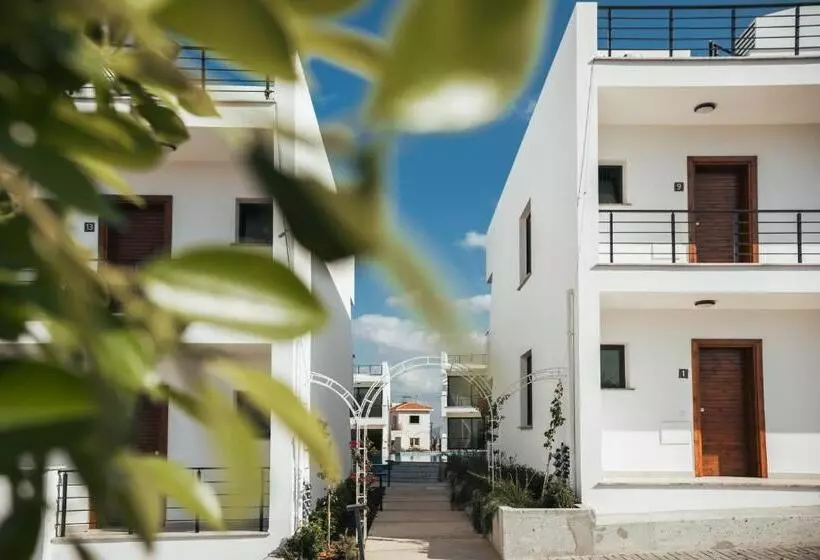 Majatalo Pearl Island Homes