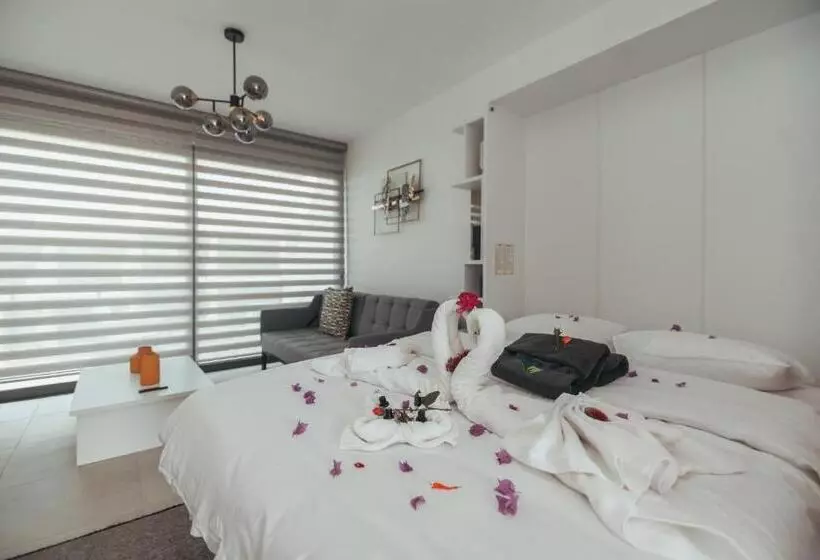 Majatalo Pearl Island Homes