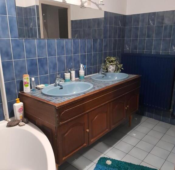 تختخواب و صبحانه Chambre Privée Dans Une Maison Individuelle