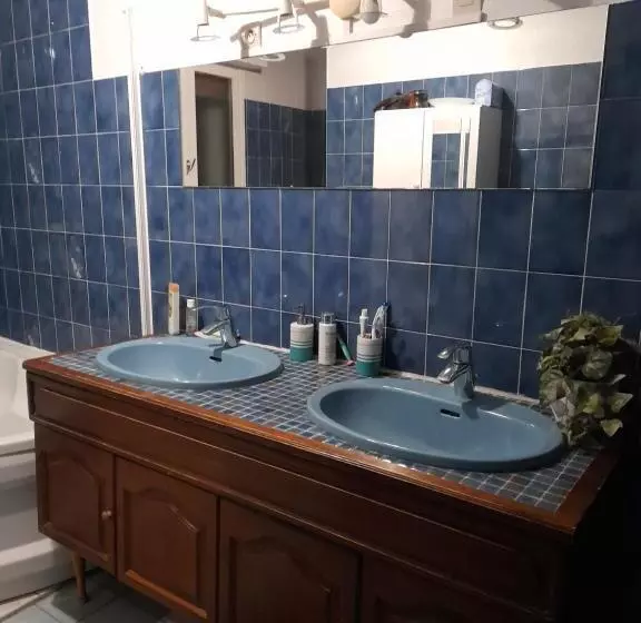 ベッドアンドブレックファースト Chambre Privée Dans Une Maison Individuelle