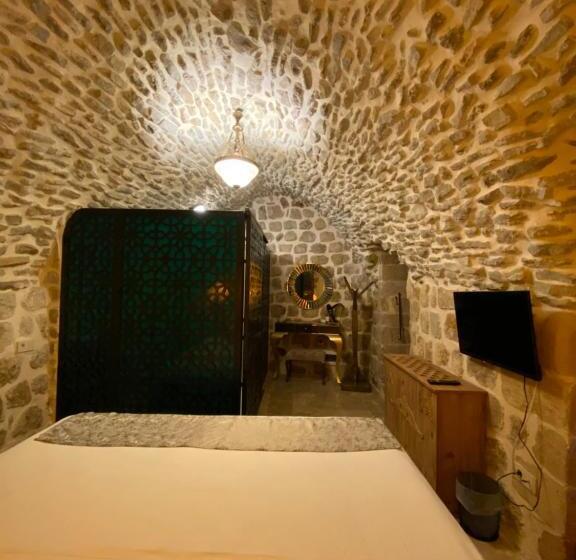 تختخواب و صبحانه Hanedan Konağı Butik Otel Deluxe Queen Bed Double Room Verdo