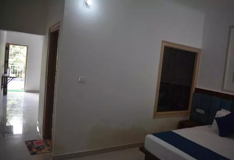 Chopta House Hotel And Restaurant