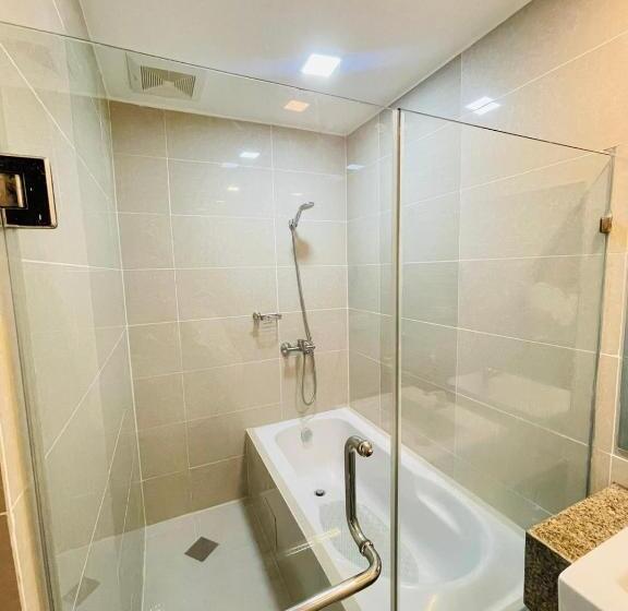 Cozy Condo By The Beach