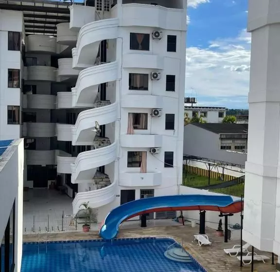 ホテル Buenos Aires Club Inn