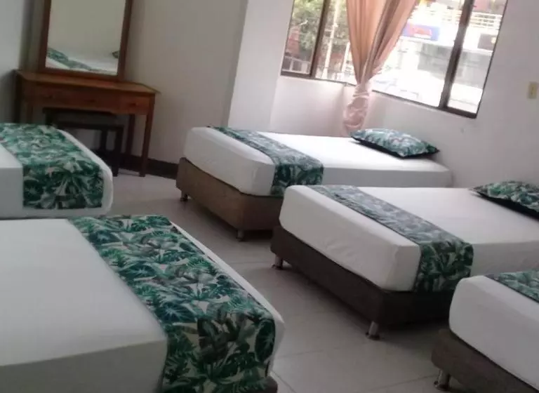 ホテル Buenos Aires Club Inn