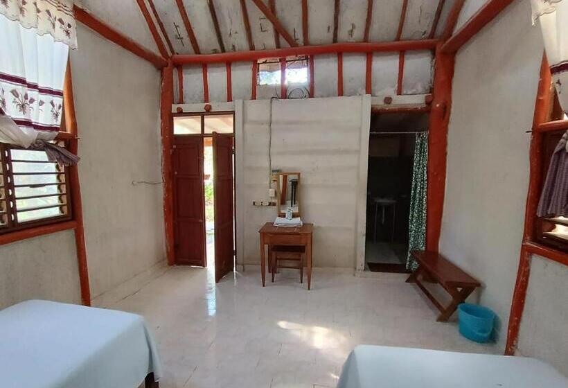 Hotel Centro Social Ecoturistico La Alberca