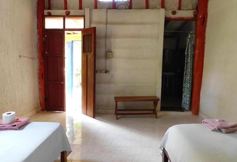 Hotel Centro Social Ecoturistico La Alberca