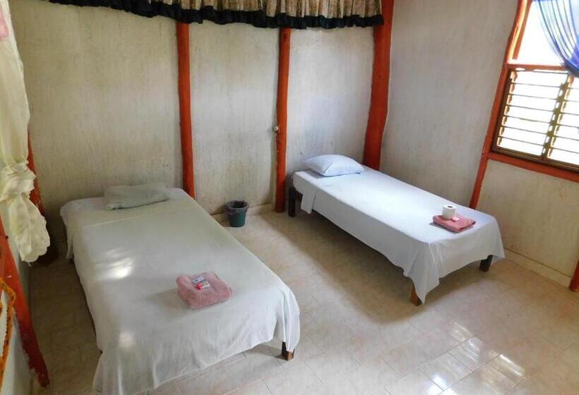 Hotel Centro Social Ecoturistico La Alberca