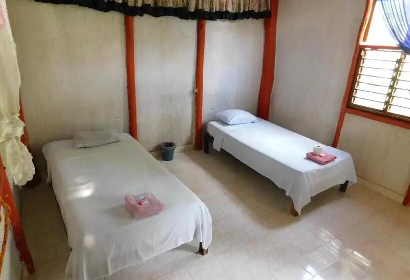 Hotelli Centro Social Ecoturistico La Alberca