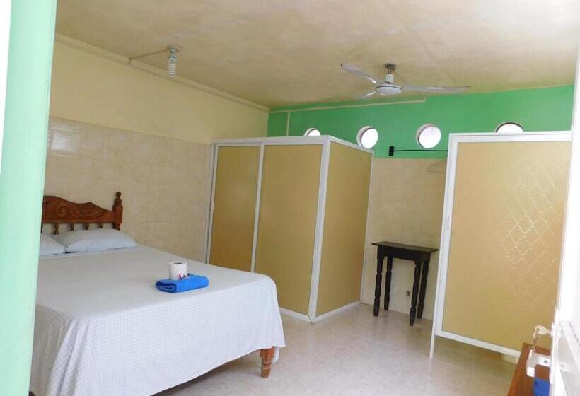 Hotel Centro Social Ecoturistico La Alberca