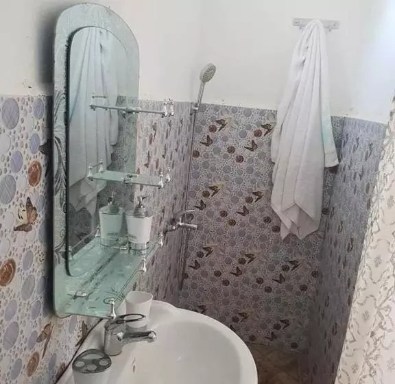 هتل Hôtel Yriss
