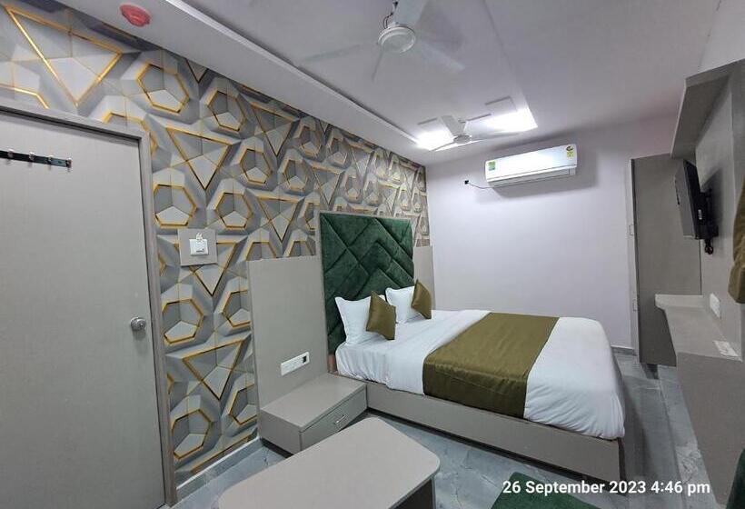 בית מלון כפרי Kingdom