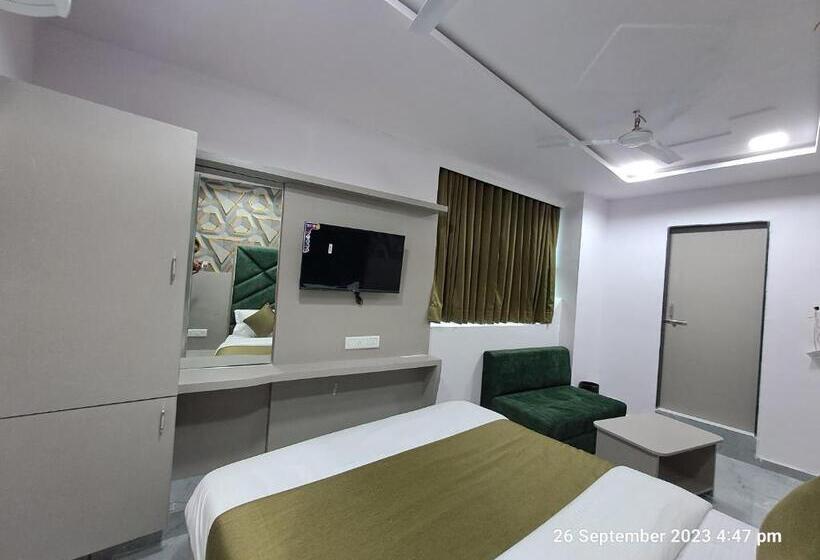 בית מלון כפרי Kingdom