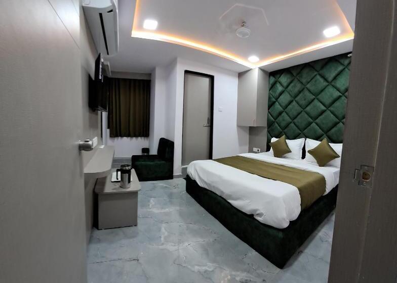 בית מלון כפרי Kingdom