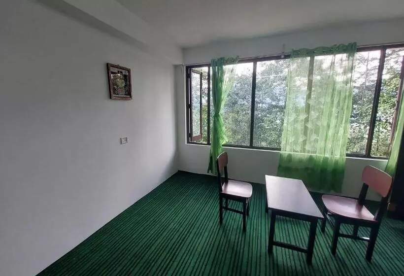 Hotelli Norbulingka Retreat