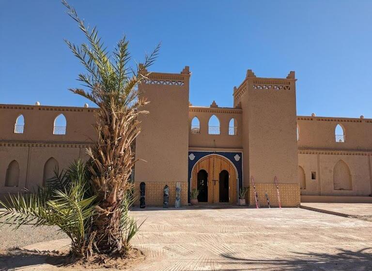 Hotel Sandstar Palace